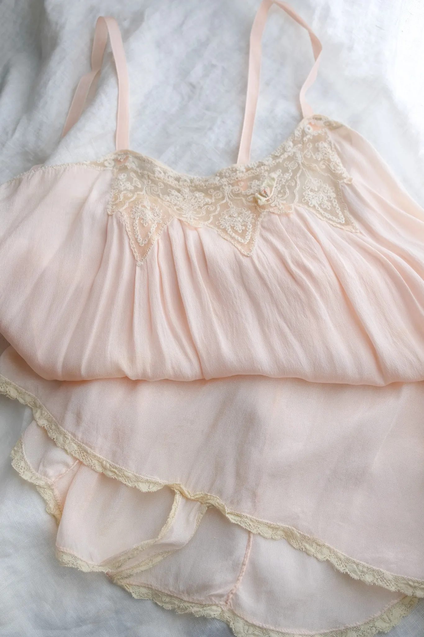 Darling 1920’s Pale Pink Silk & Ivory Lace Teddy / Sz M