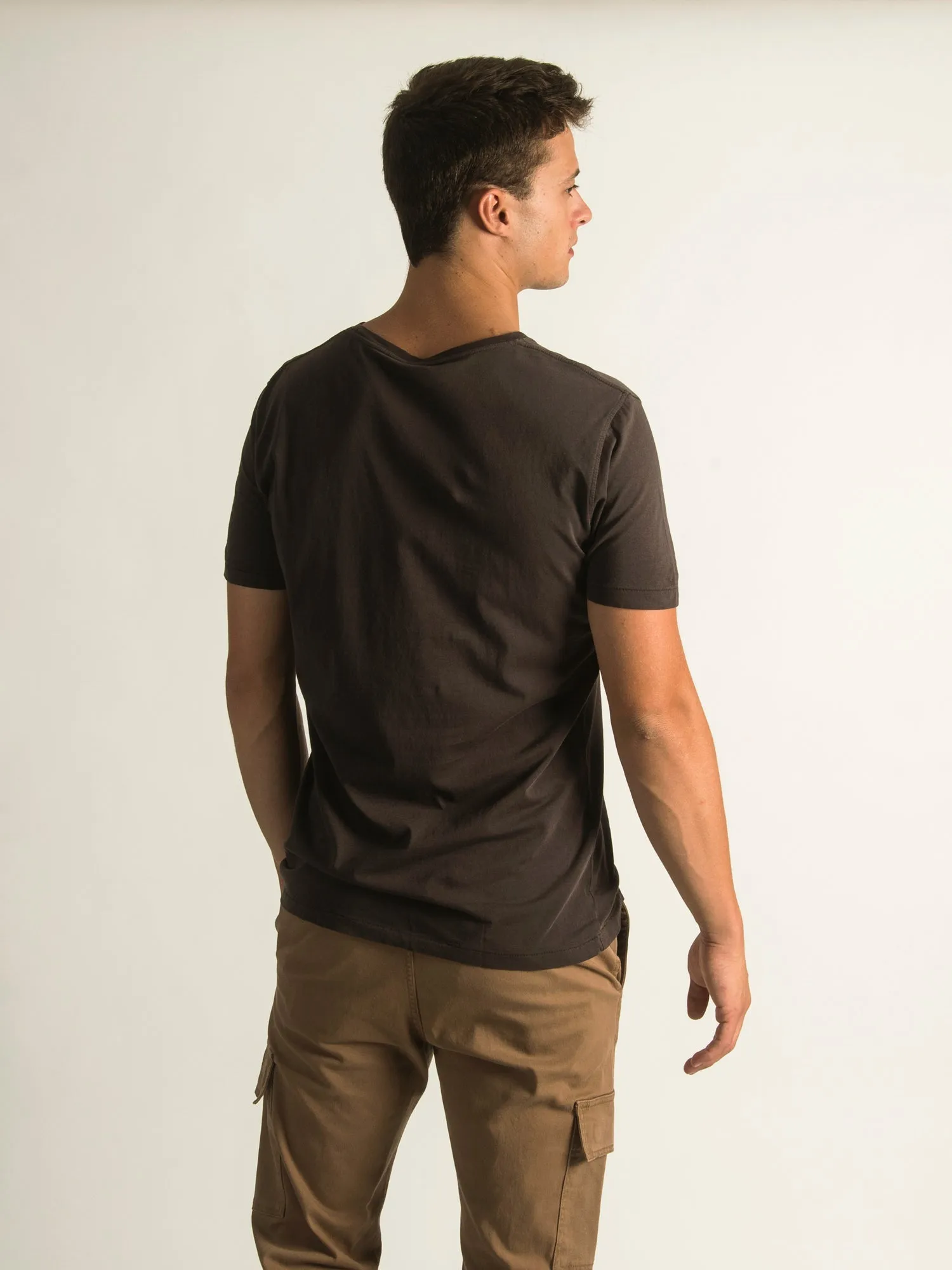 KOLBY GARMENT DYE SHORT SLEEVE POCKET T-SHIRT - CLEARANCE