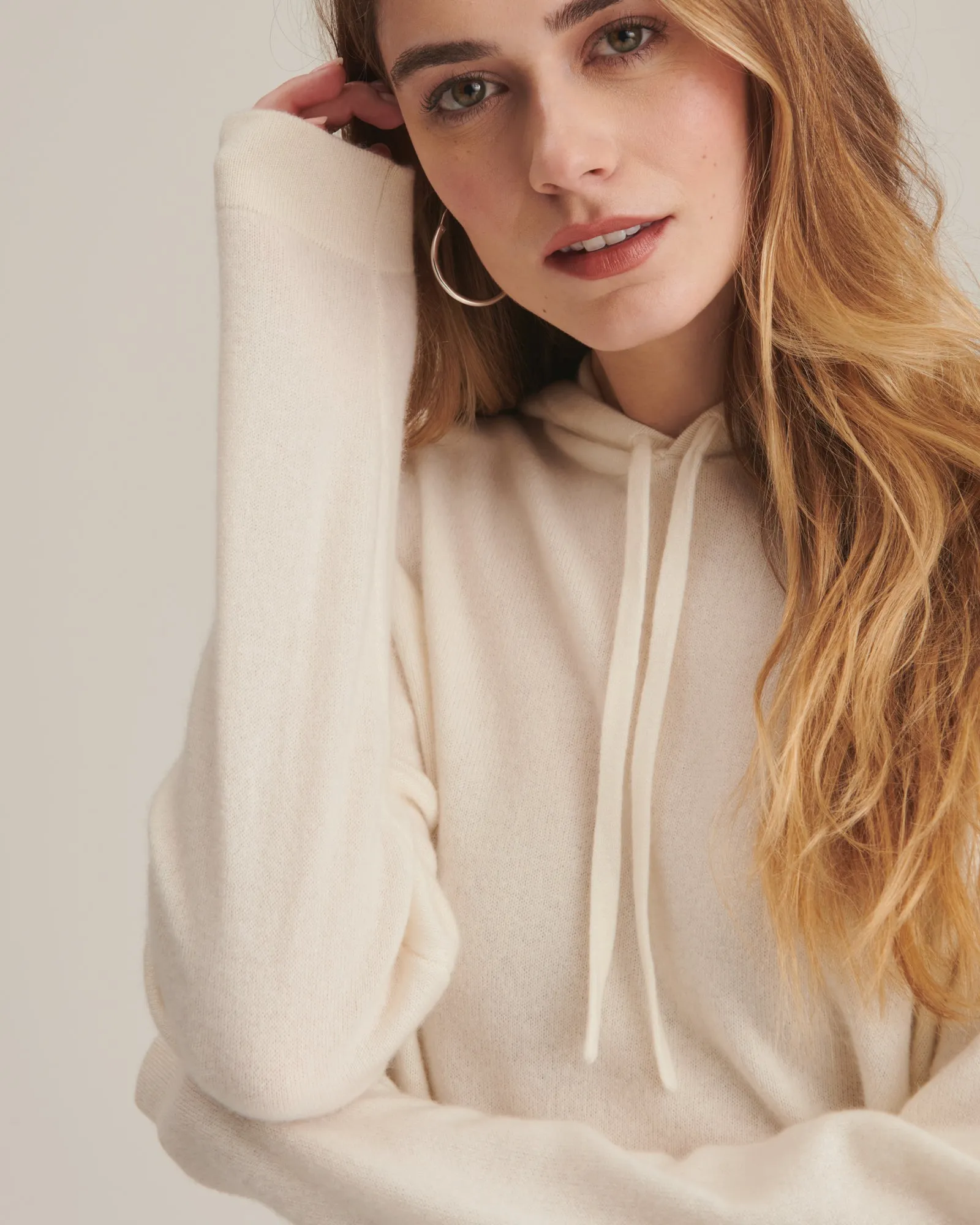 Off-Duty Cashmere Hoodie