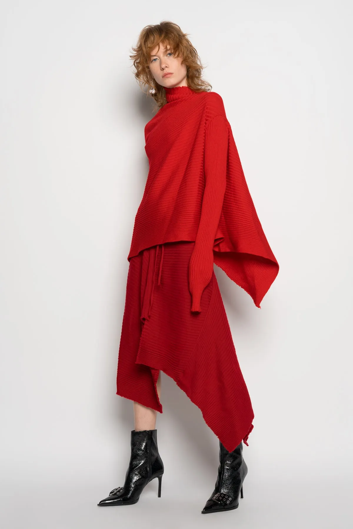 RED DRAPED JUMPER IN MERINO KNIT