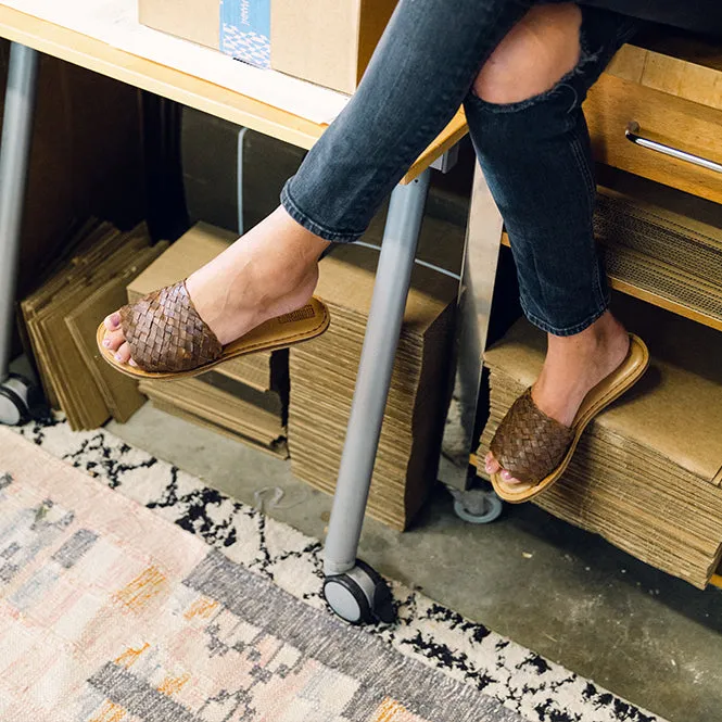 Women's Woven Sandal in Walnut